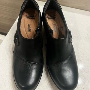 Clarks shoes size 6.5